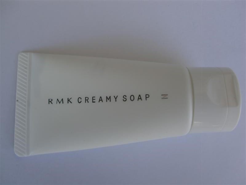 RMK CREAMY SOAP N