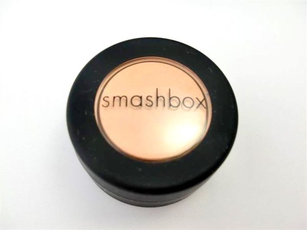 แป้งฝุ่นสแมชบ็อกซ์ขนาดทดลอง SMASHBOX HALO HYDRATING PERFECTING POWDER
